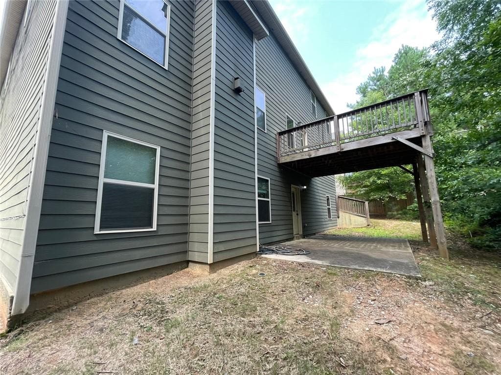 5 bedroom, 4 bathroom, 4,122 sq ft single family residence for sale at 14 Canyon View Drive, Newnan, GA 30265 — photo 4