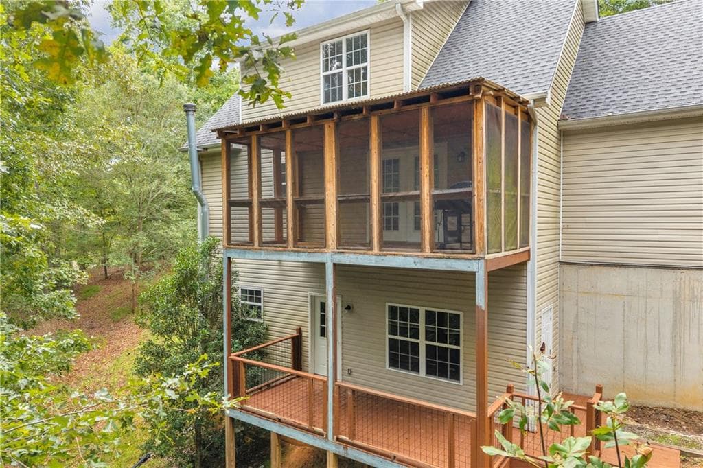 3 bedroom, 3 bathroom, 2,576 sq ft single family residence for sale at 256 Cross Creek Trail, Demorest, GA 30535 — photo 7