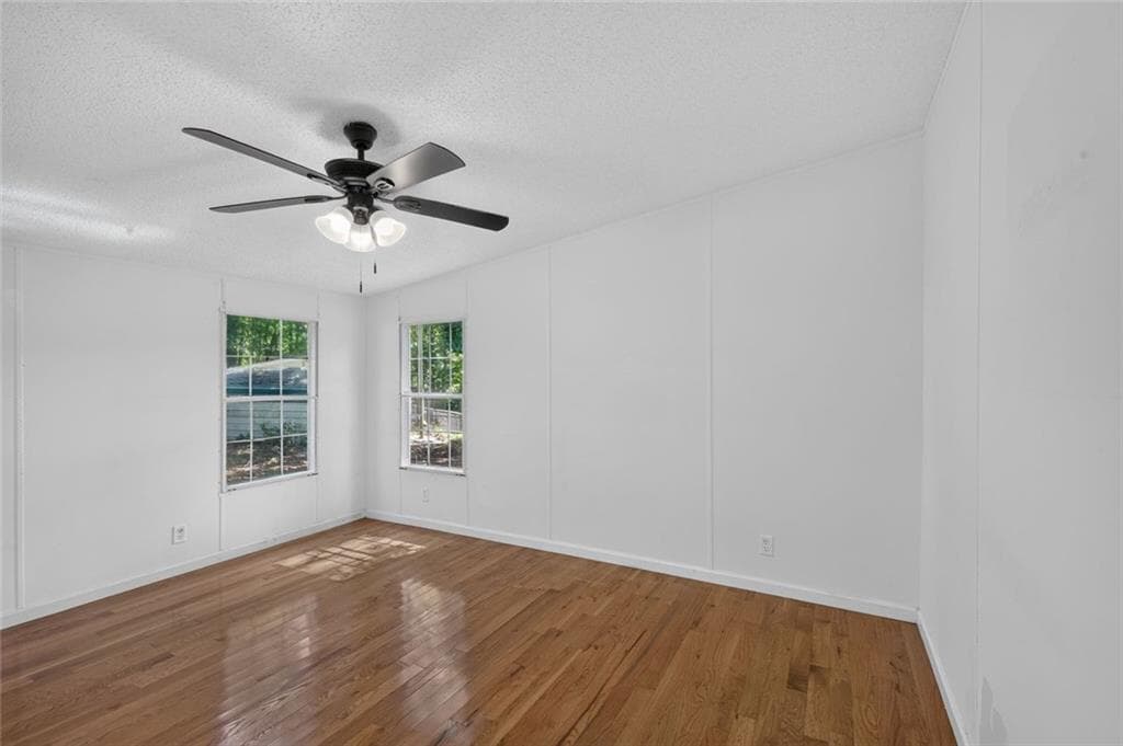 4 bedroom, 2 bathroom, 2,432 sq ft single family residence for sale at 133 Garden Ridge Drive, Carrollton, GA 30116 — photo 9