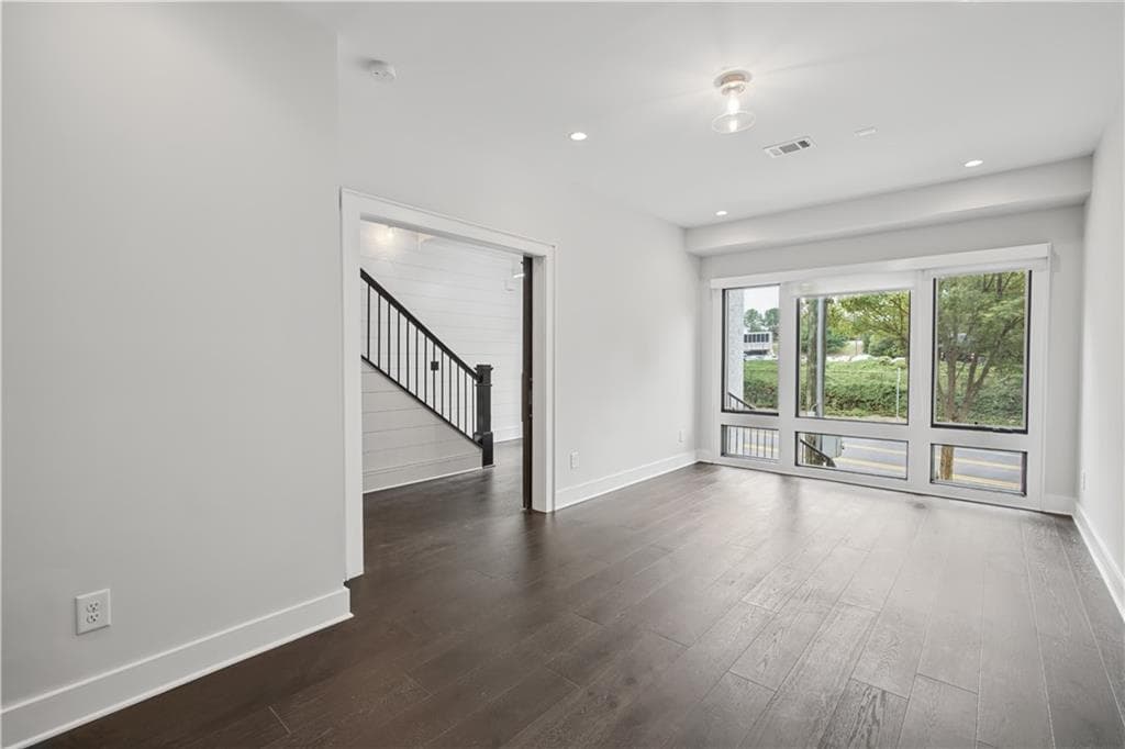 3 bedroom, 4 bathroom, 2,730 sq ft townhouse for sale at 2528 Appleden Place 9, Atlanta, GA 30319 — photo 10