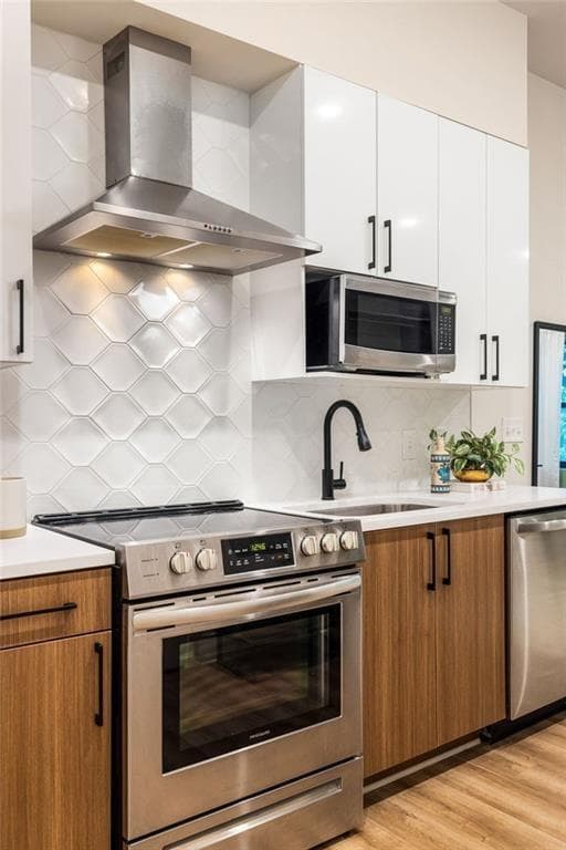 1 bedroom, 1 bathroom, 403 sq ft condominium for sale at 112 Rogers Street 202, Atlanta, GA 30317 — photo 5