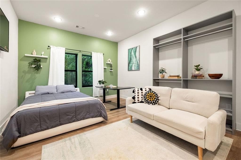 1 bedroom, 1 bathroom, 403 sq ft condominium for sale at 112 Rogers Street 202, Atlanta, GA 30317 — photo 10