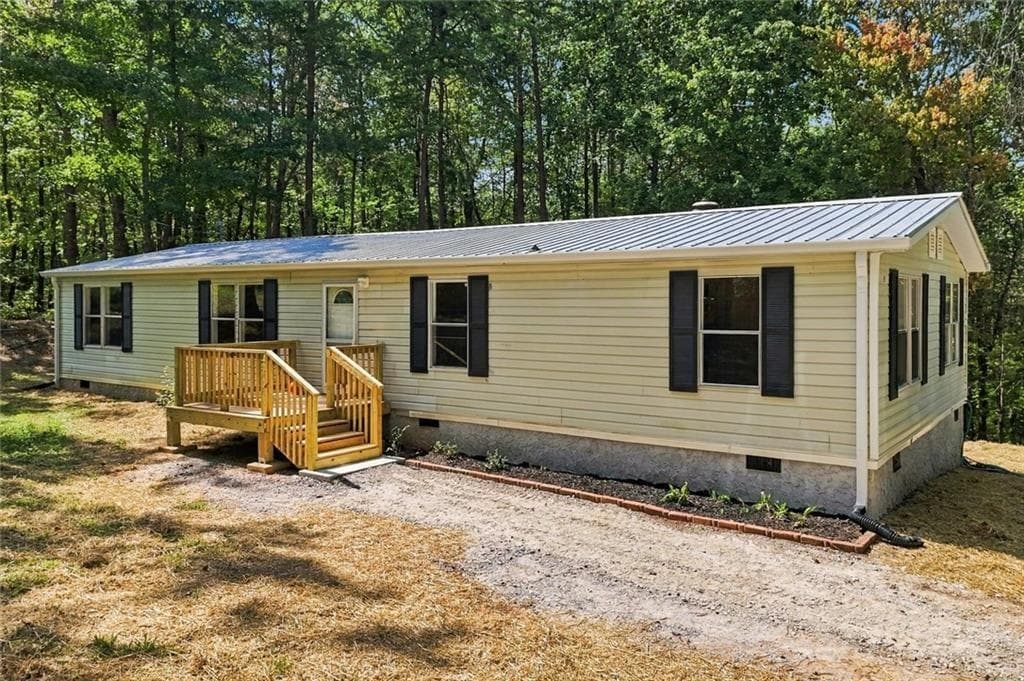 3 bedroom, 2 bathroom, 1,440 sq ft home for sale at 99 Adrianne Lane, Dawsonville, GA
