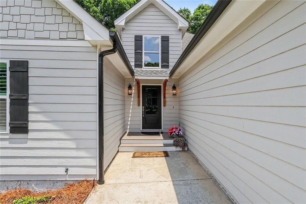 4 bedroom, 4 bathroom, 3,618 sq ft single family residence for sale at 2266 Orion Court, Grayson, GA 30017 — photo 5
