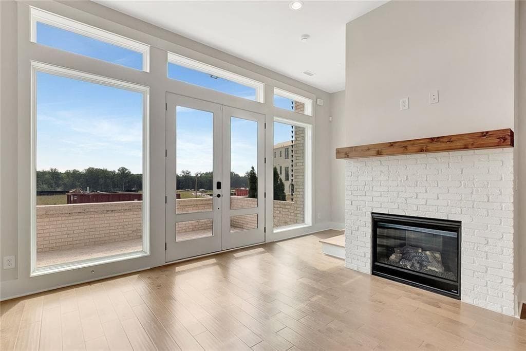 3 bedroom, 3 bathroom, 2,178 sq ft townhouse for sale at 170 Rolison Way, Fayetteville, GA 30214 — photo 7