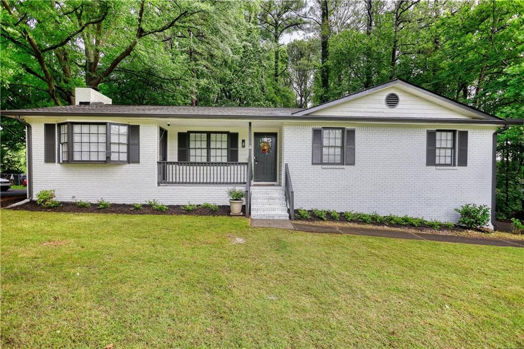 6 bedroom, 3 bathroom, 2,425 sq ft single family residence for sale at 1720 Aleta Drive, Marietta, GA 30066