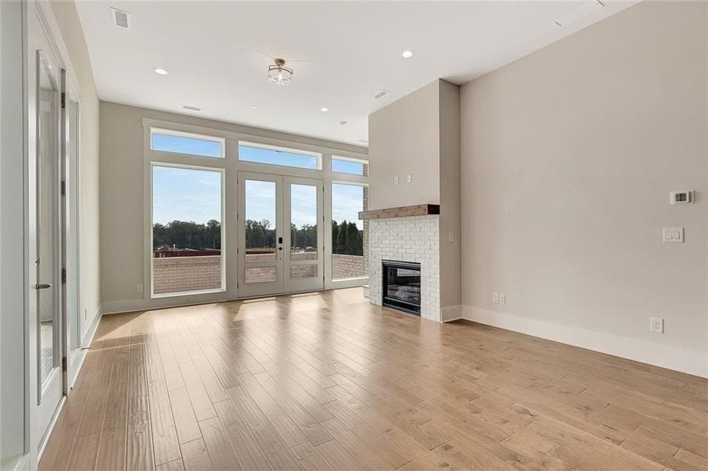 3 bedroom, 3 bathroom, 2,178 sq ft townhouse for sale at 170 Rolison Way, Fayetteville, GA 30214 — photo 10