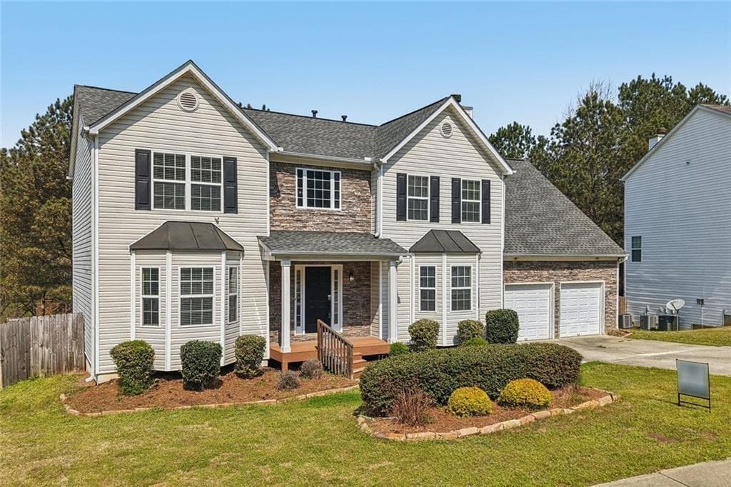 4 bedroom, 4 bathroom, 4,832 sq ft single family residence for sale at 5472 Skylar Creek Lane, Buford, GA 30518 — photo 3