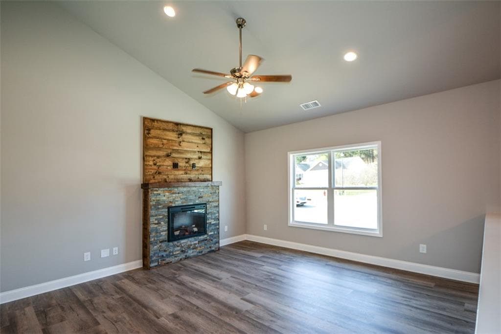 5 bedroom, 3 bathroom, 2,128 sq ft single family residence for rent at 1816 Jessica Way, Winder, GA 30680 for $2,400 a month — photo 6