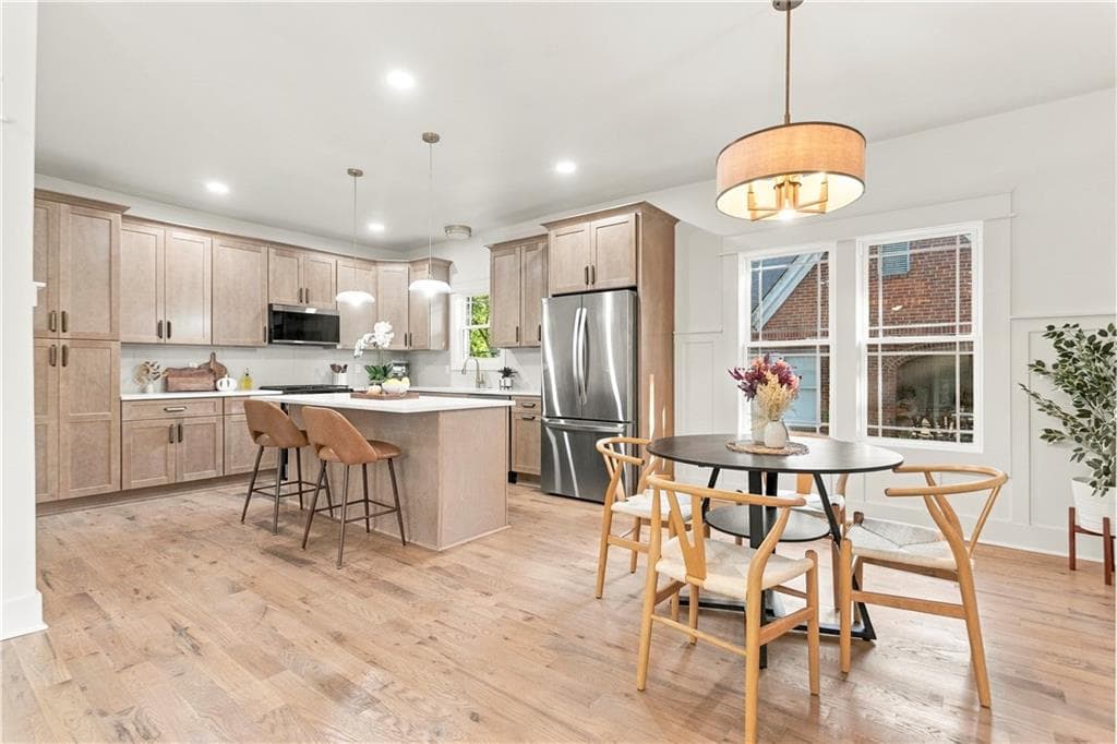 3 bedroom, 2 bathroom, 1,426 sq ft single family residence for sale at 804 Moreland Avenue, Atlanta, GA 30316 — photo 3
