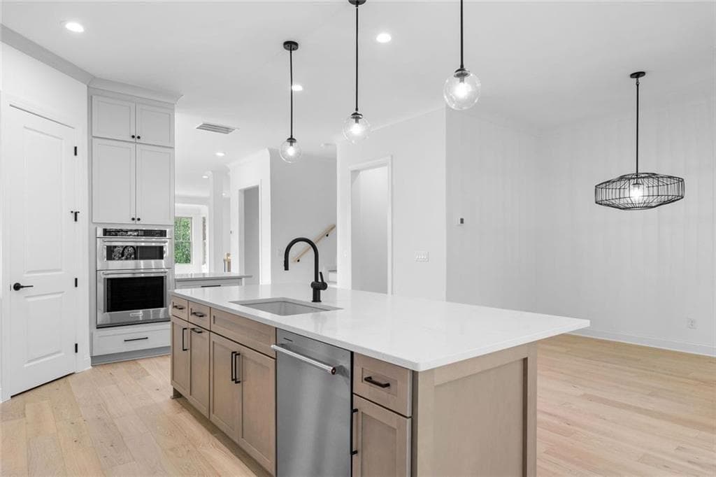 3 bedroom, 4 bathroom, 3,220 sq ft townhouse for sale at 73 Bourbon Street 5, Senoia, GA 30276 — photo 6