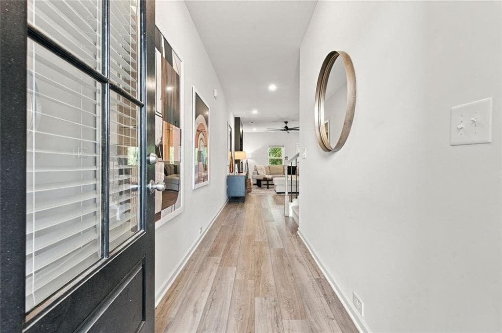 3 bedroom, 3 bathroom, 1,874 sq ft townhouse for sale at 1170 Chastain Drive, Sugar Hill, GA 30518 — photo 5