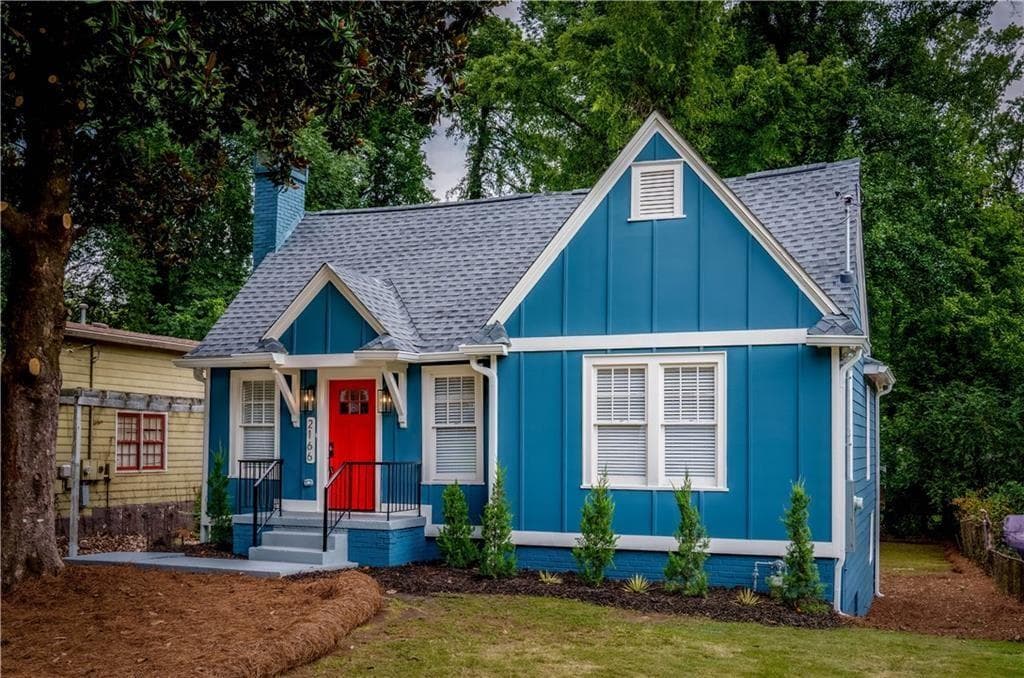 3 bedroom, 2 bathroom, 1,401 sq ft single family residence for sale at 2166 Montrose Avenue, Atlanta, GA 30311