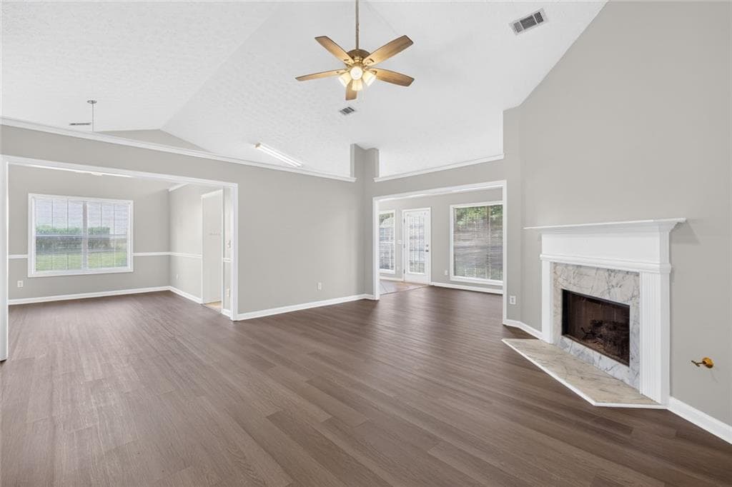 3 bedroom, 2 bathroom, 2,191 sq ft single family residence for sale at 4957 Overlook View Court, Duluth, GA 30096 — photo 6