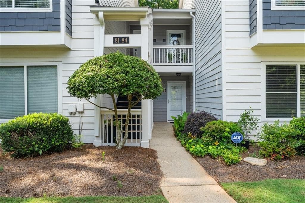 2 bedroom, 2 bathroom, 1,250 sq ft condominium for rent at 83 Fair Haven Way, Smyrna, GA 30080 for $1,850 a month — photo 1 of 30