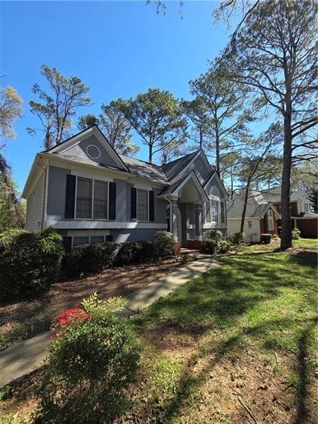 4 bedroom, 3 bathroom, 2,328 sq ft single family residence for rent at 3860 Brookview Point, Decatur, GA 30034 for $2,700 a month — photo 2