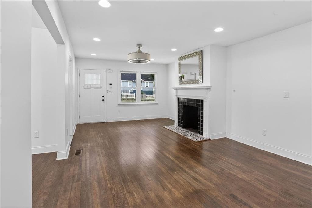 3 bedroom, 2 bathroom, 1,618 sq ft single family residence for sale at 1311 Bernard Street, Atlanta, GA 30314 — photo 7