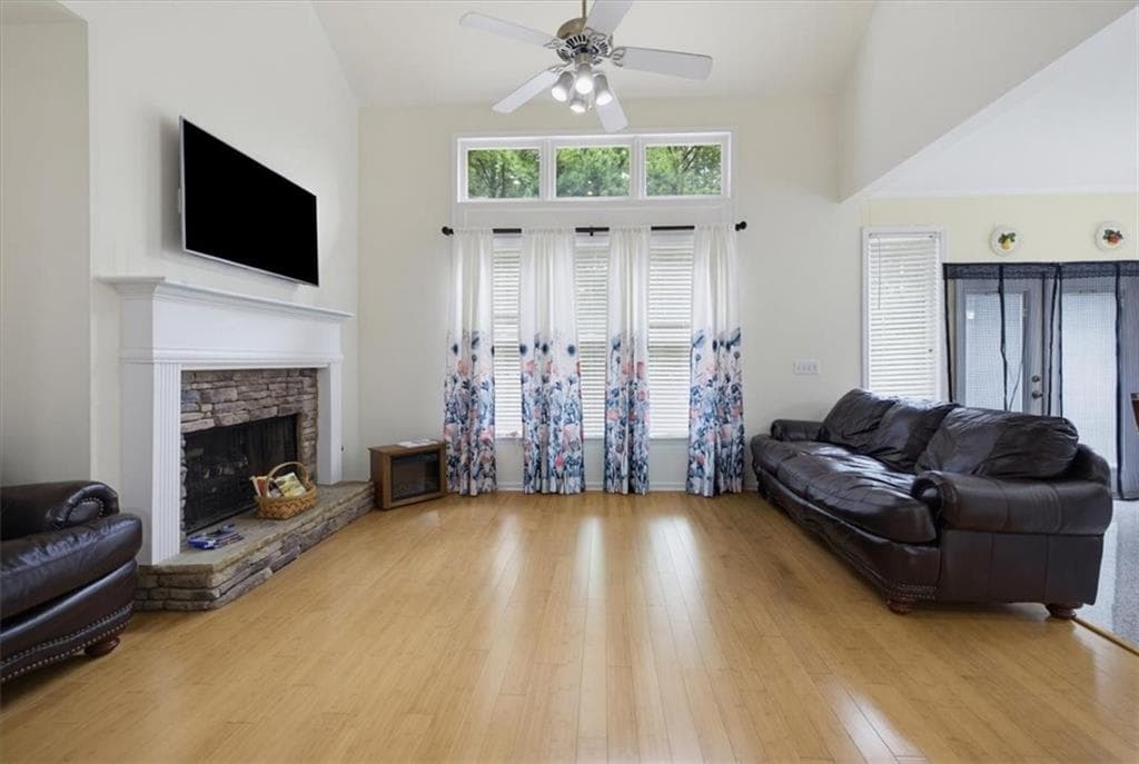 4 bedroom, 4 bathroom, 2,957 sq ft single family residence for rent at 4059 Ashland Circle, Douglasville, GA 30135 for $2,300 a month — photo 9