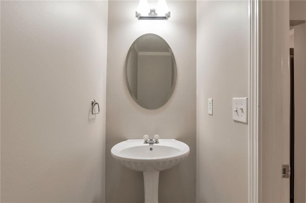 3 bedroom, 3 bathroom, 1,692 sq ft single family residence for sale at 175 Fern Crest Drive, Lawrenceville, GA 30046 — photo 9