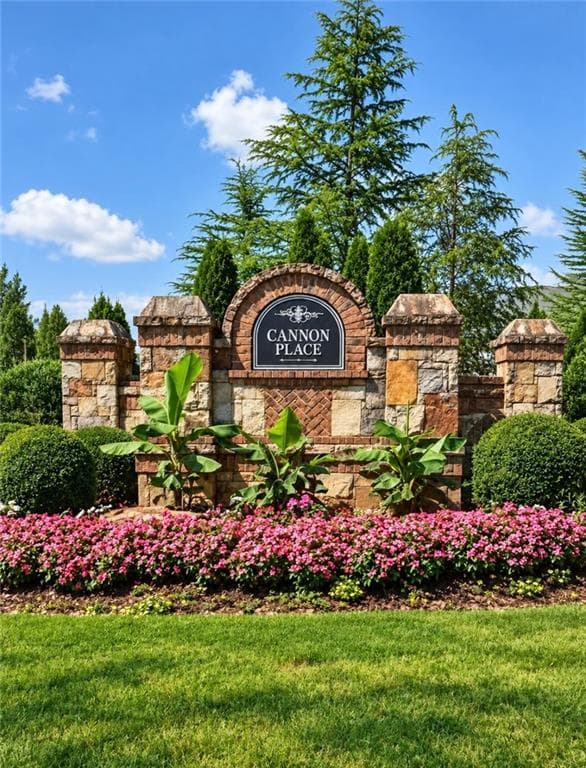 3 bedroom, 3 bathroom, 1,910 sq ft townhouse for sale at 1352 Elderwood Way, Cumming, GA 30041 — photo 8