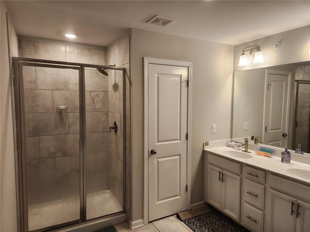 3 bedroom, 3 bathroom, 1,910 sq ft townhouse for sale at 1352 Elderwood Way, Cumming, GA 30041 — photo 10