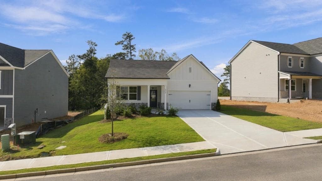 4 bedroom, 2 bathroom, 1,774 sq ft single family residence for sale at 6067 Airedale Drive, Union City, GA 30291 — photo 2