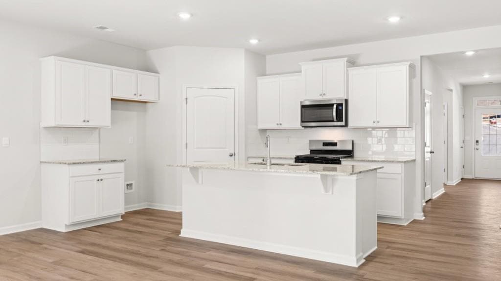 4 bedroom, 2 bathroom, 1,774 sq ft single family residence for sale at 6067 Airedale Drive, Union City, GA 30291 — photo 9