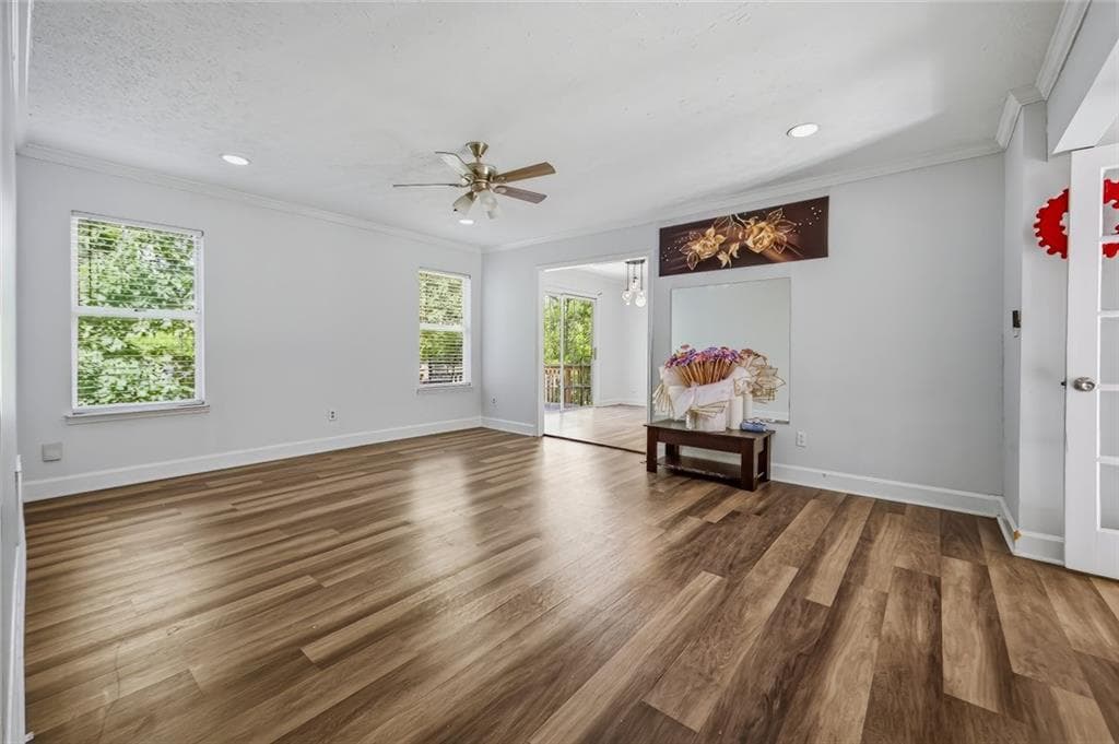 4 bedroom, 3 bathroom, 1,956 sq ft single family residence for sale at 2616 Selman Drive, Duluth, GA 30096 — photo 8