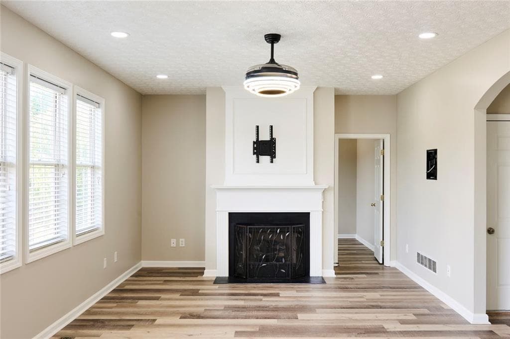 4 bedroom, 4 bathroom, 3,234 sq ft single family residence for sale at 311 Park Creek, Woodstock, GA 30188 — photo 3
