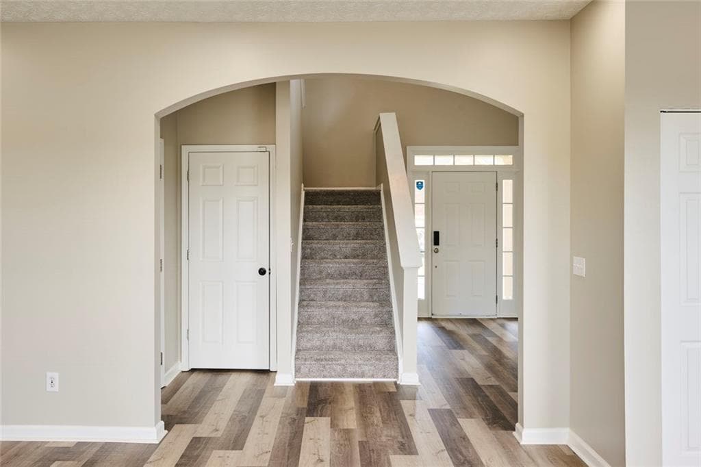 4 bedroom, 4 bathroom, 3,234 sq ft single family residence for sale at 311 Park Creek, Woodstock, GA 30188 — photo 5