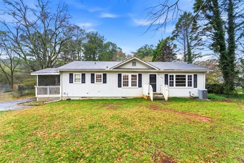 3 bedroom, 2 bathroom, 1,152 sq ft single family residence for sale at 3245 Mars Hill Church Road, Acworth, GA 30101