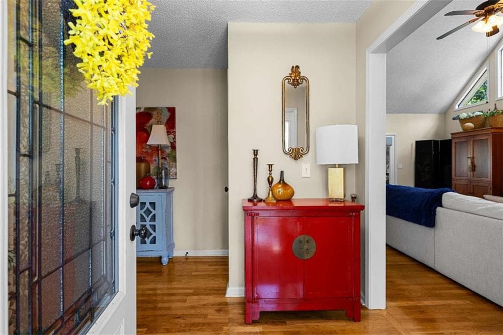 3 bedroom, 3 bathroom, 2,214 sq ft single family residence for sale at 292 Foggy Bottom Drive, Carrollton, GA 30116 — photo 3