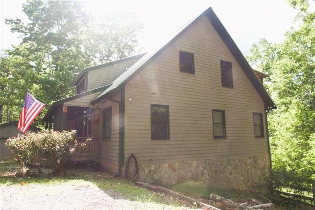 4 bedroom, 3 bathroom, 2,533 sq ft single family residence for sale at 168 Green Cabin Way, Talking Rock, GA 30175 — photo 4