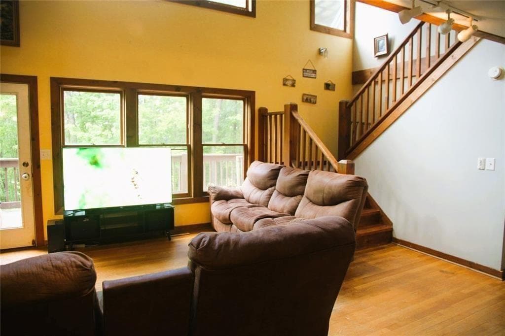 4 bedroom, 3 bathroom, 2,533 sq ft single family residence for sale at 168 Green Cabin Way, Talking Rock, GA 30175 — photo 9