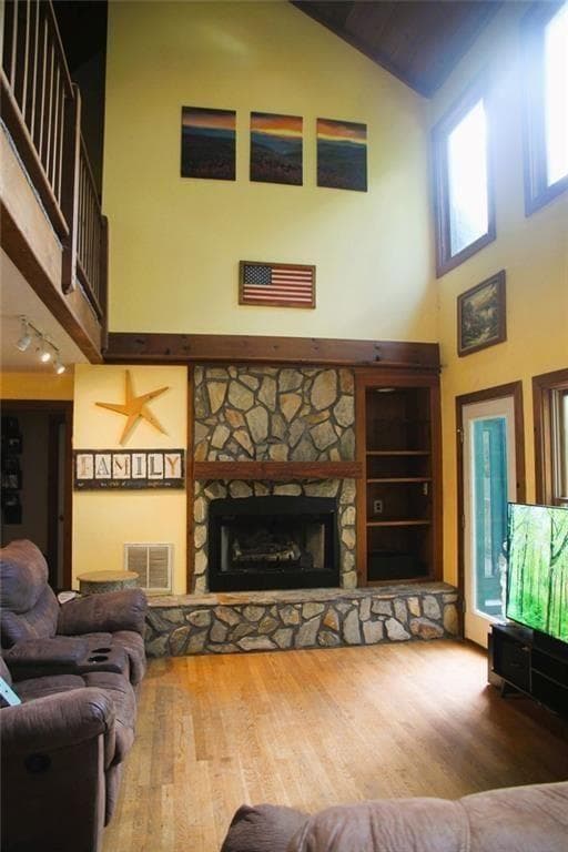 4 bedroom, 3 bathroom, 2,533 sq ft single family residence for sale at 168 Green Cabin Way, Talking Rock, GA 30175 — photo 10