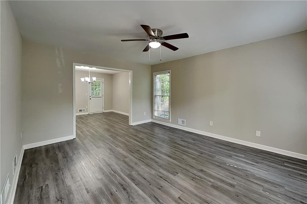3 bedroom, 3 bathroom, 1,946 sq ft single family residence for rent at 3859 W Clinton Court, Marietta, GA 30062 for $2,640 a month — photo 5