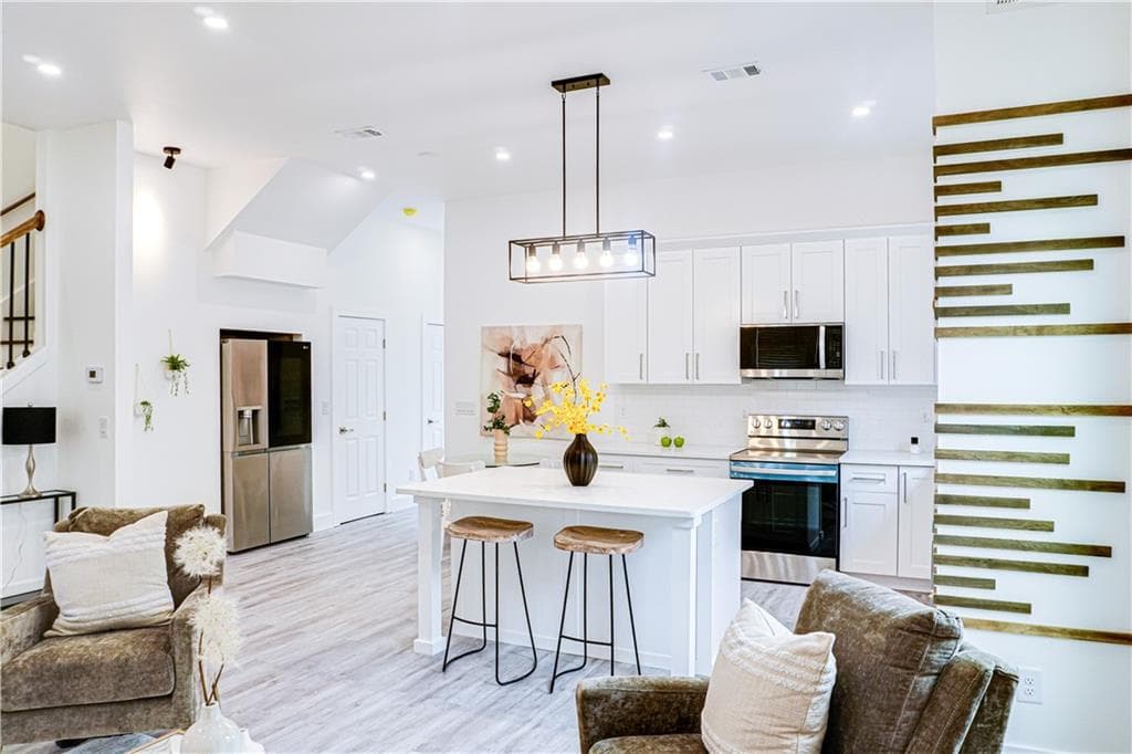 5 bedroom, 3 bathroom, 2,000 sq ft single family residence for rent at 1166 MCDANIEL Street, Atlanta, GA 30310 for $2,900 a month — photo 5