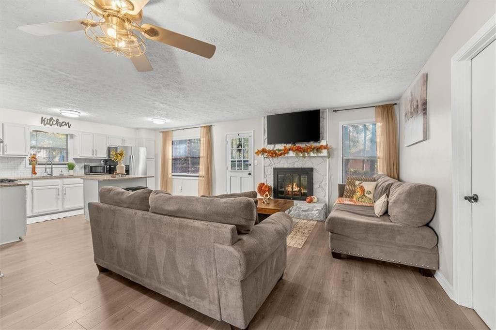 3 bedroom, 2 bathroom, 1,404 sq ft single family residence for sale at 4041 Woodbridge Court, Powder Springs, GA 30127 — photo 8