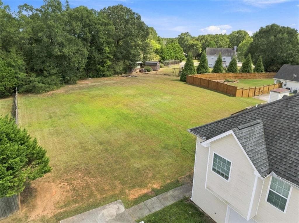 4 bedroom, 3 bathroom, 2,024 sq ft single family residence for sale at 10 Seay Drive, Rome, GA 30161 — photo 3