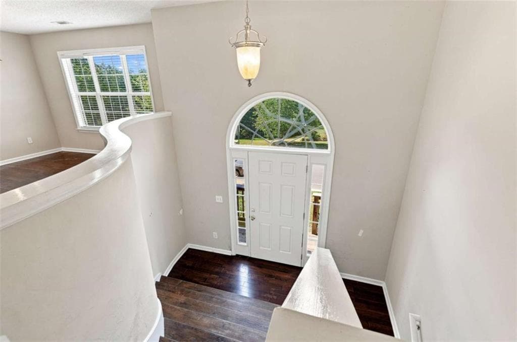 4 bedroom, 3 bathroom, 2,024 sq ft single family residence for sale at 10 Seay Drive, Rome, GA 30161 — photo 8