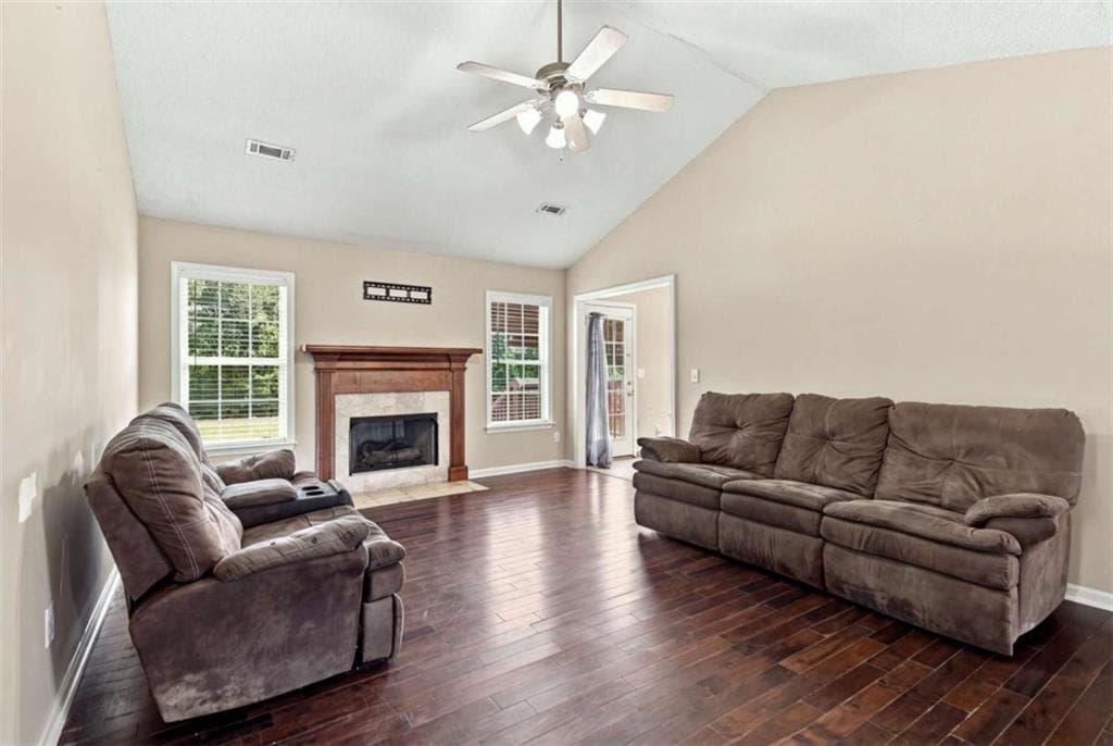 4 bedroom, 3 bathroom, 2,024 sq ft single family residence for sale at 10 Seay Drive, Rome, GA 30161 — photo 9