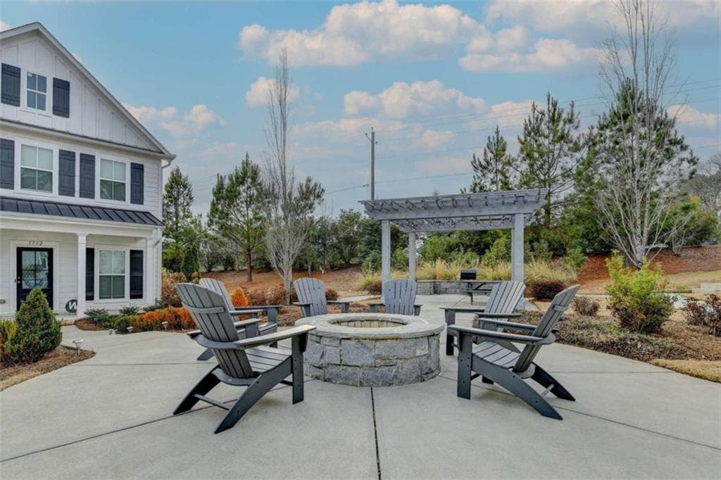 3 bedroom, 3 bathroom, 1,968 sq ft single family residence for sale at 1714 Prospect Way, Conyers, GA 30094 — photo 2