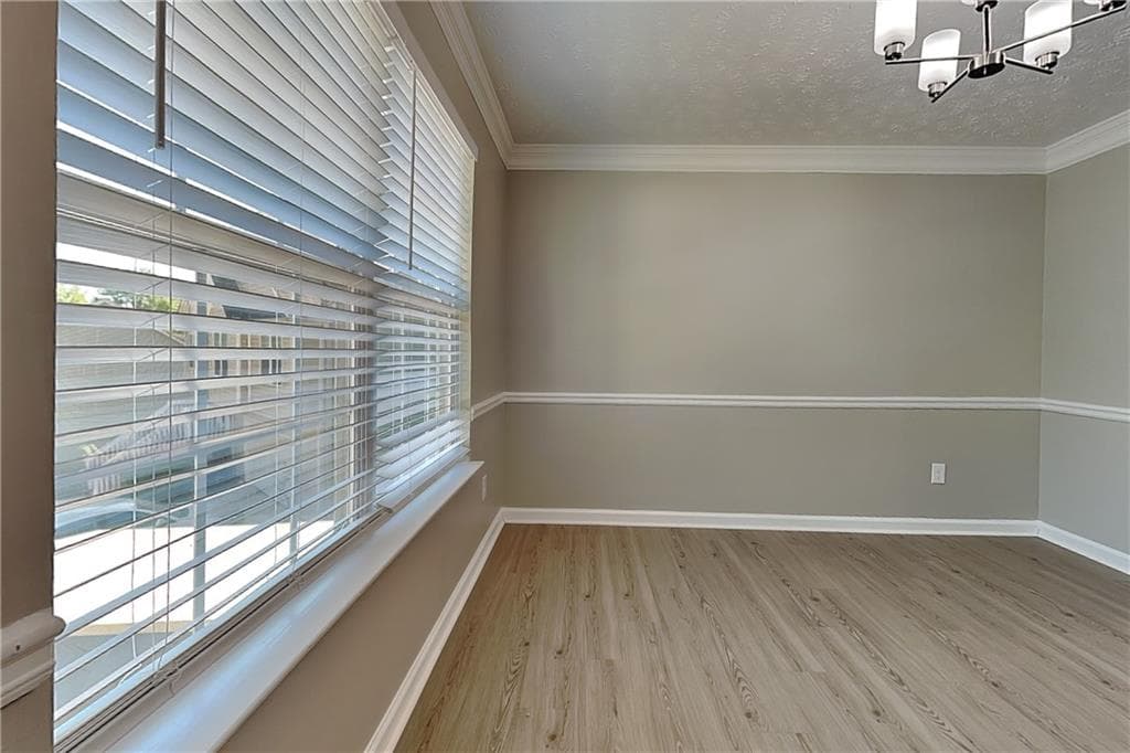 3 bedroom, 2 bathroom, 1,981 sq ft single family residence for rent at 3975 Crestwater Lane, Snellville, GA 30039 for $2,050 a month — photo 7