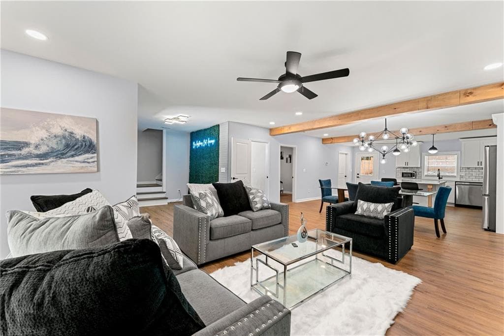 4 bedroom, 3 bathroom, 2,301 sq ft single family residence for sale at 1114 Osborne Street, Atlanta, GA 30310 — photo 3