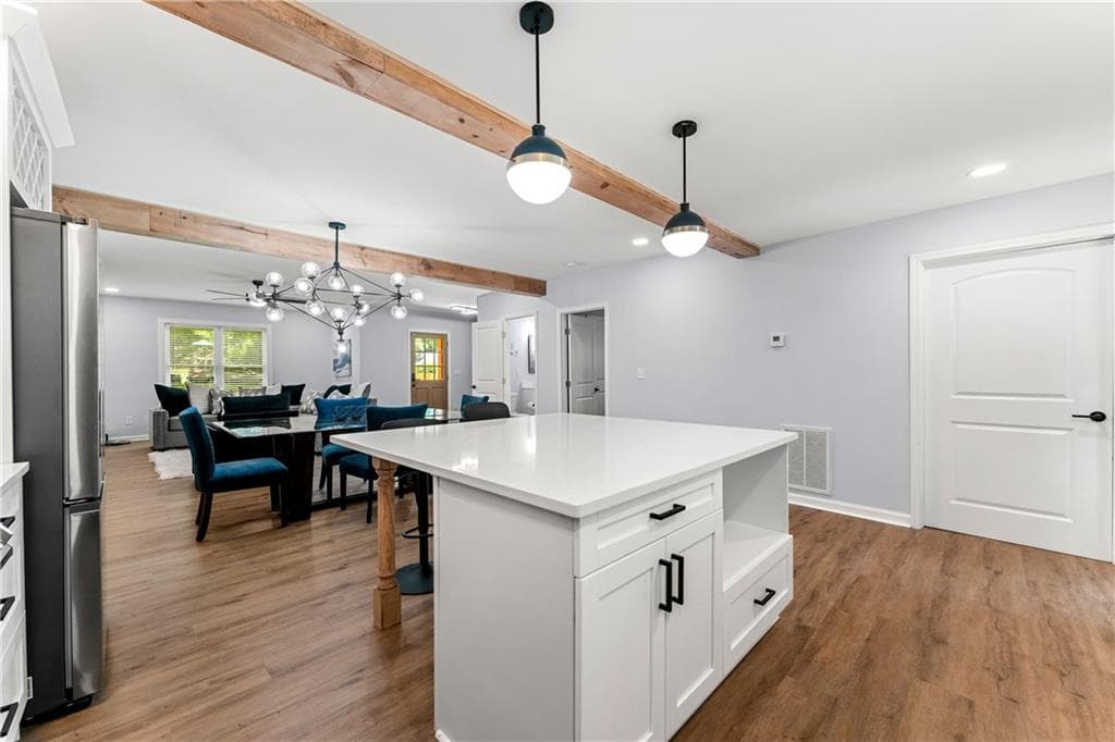 4 bedroom, 3 bathroom, 2,301 sq ft single family residence for sale at 1114 Osborne Street, Atlanta, GA 30310 — photo 7