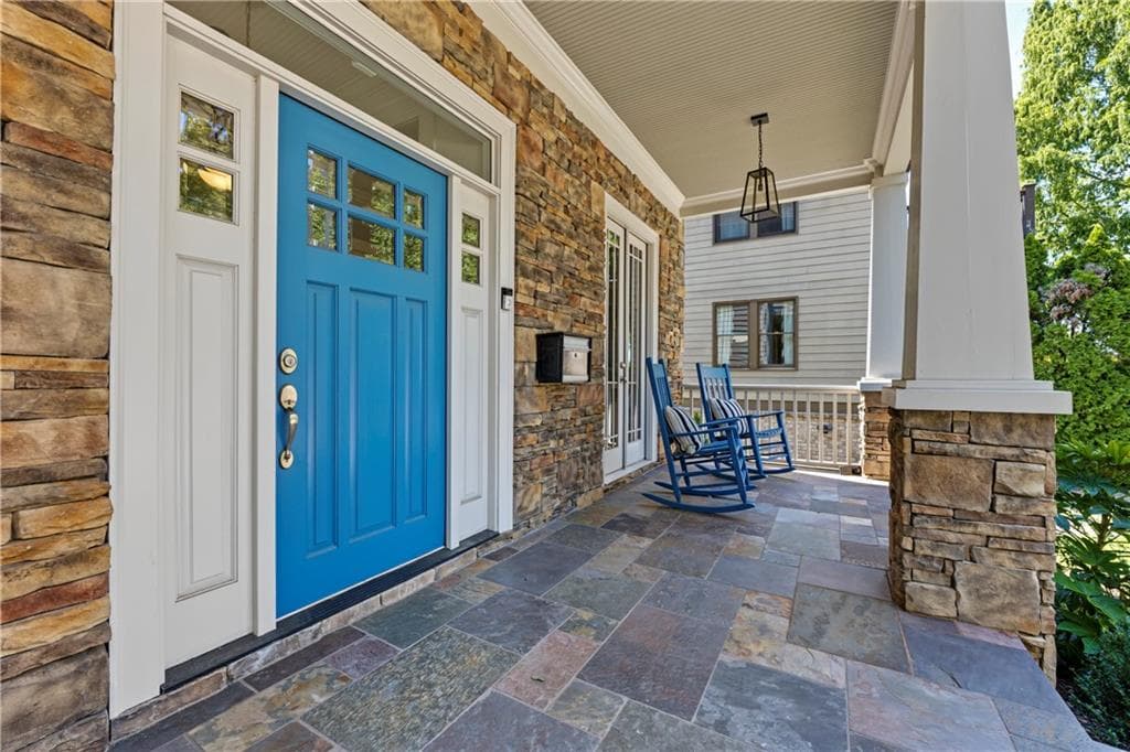 5 bedroom, 5 bathroom, 3,300 sq ft single family residence for sale at 939 Highland Terrace, Atlanta, GA 30306 — photo 3