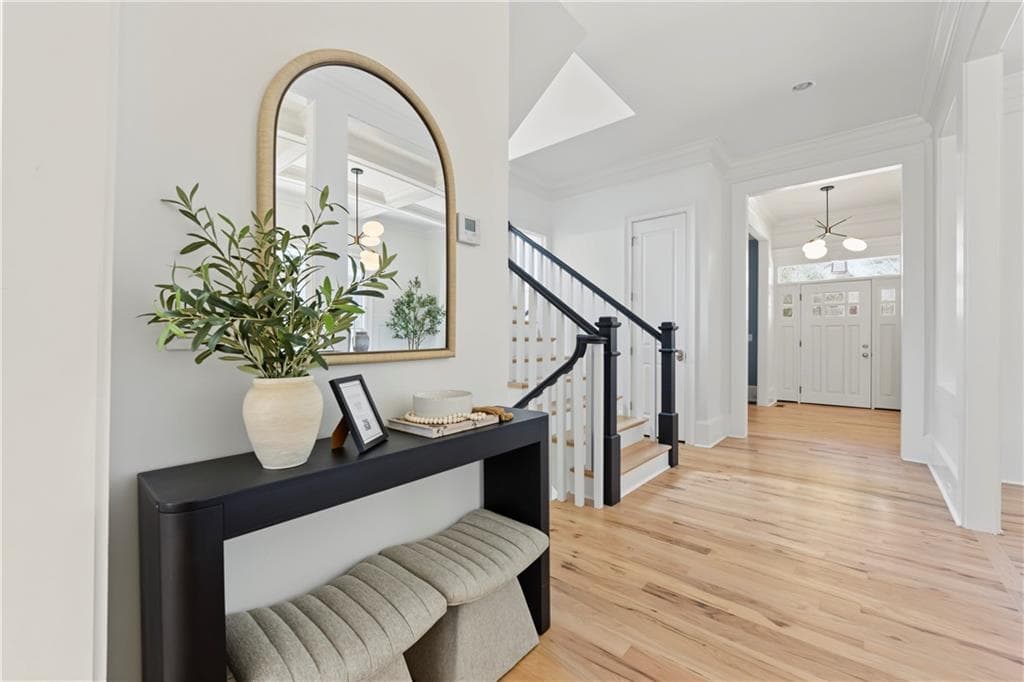 5 bedroom, 5 bathroom, 3,300 sq ft single family residence for sale at 939 Highland Terrace, Atlanta, GA 30306 — photo 4