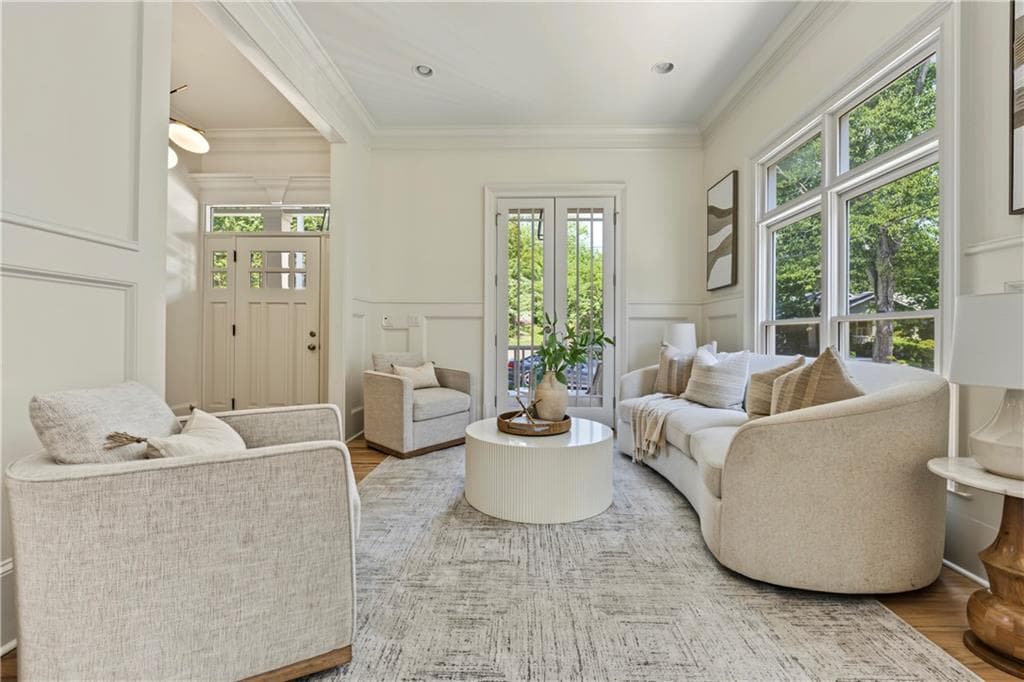 5 bedroom, 5 bathroom, 3,300 sq ft single family residence for sale at 939 Highland Terrace, Atlanta, GA 30306 — photo 6
