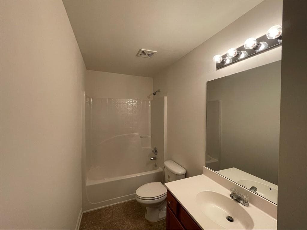 3 bedroom, 3 bathroom condominium for rent at 441 FERN BAY Drive, Atlanta, GA 30331 for $2,500 a month — photo 10