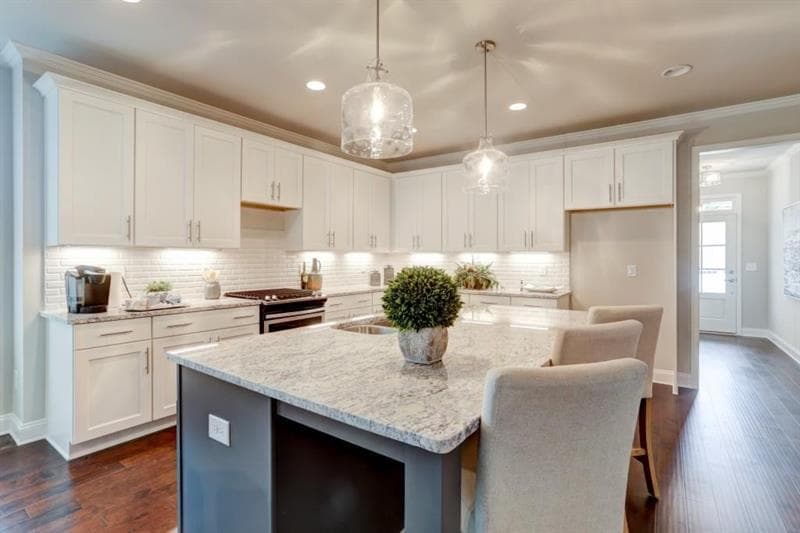 3 bedroom, 3 bathroom, 1,922 sq ft single family residence for sale at 4180 Miraz Court, Acworth, GA 30101 — photo 3